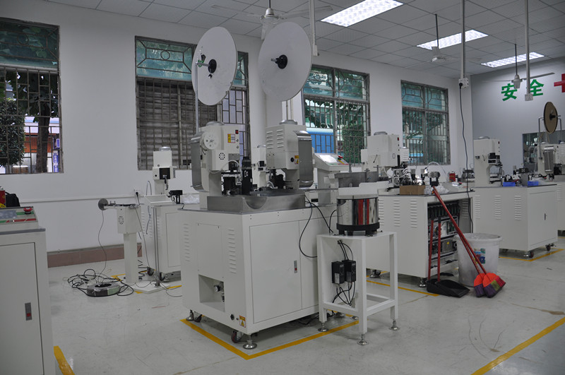 自动剥线打端子机 自动剥线打端子机