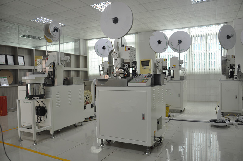 自动剥线打端子机 自动剥线打端子机