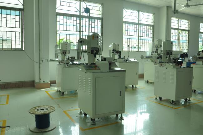 自动端子压着机 自动端子压着机