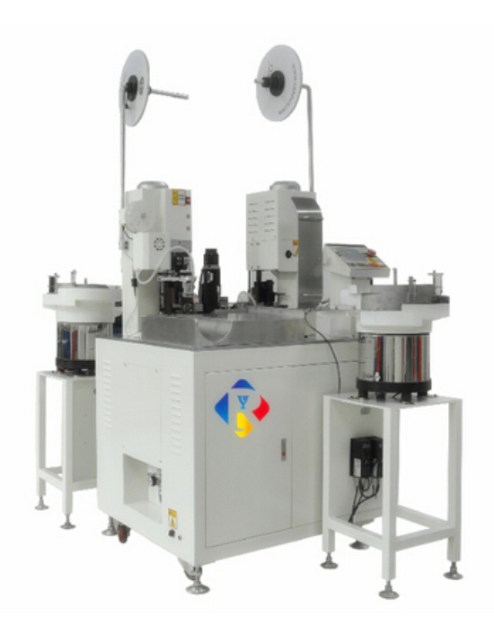 全自动双头双端穿护套端子机 RY-228HS.jpg 全自动双头双端穿护套端子机 RY-228HS.jpg